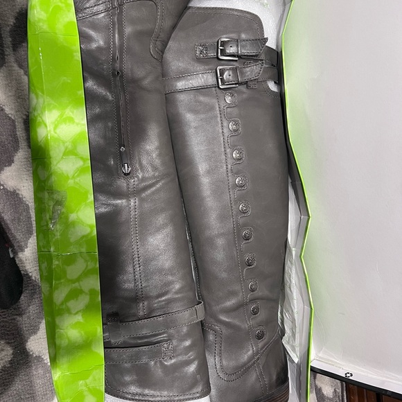 Over the knee Boots - Picture 8 of 13